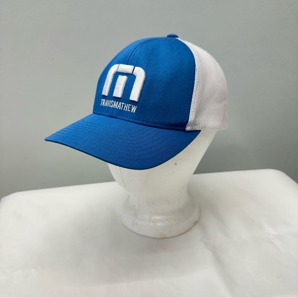 Travis Mathew‎ white blue adjustable trucker baseball hat.